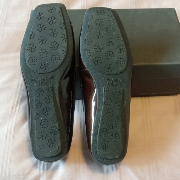 Anne Klein iflex Leather Flats - Picture 4 of 8